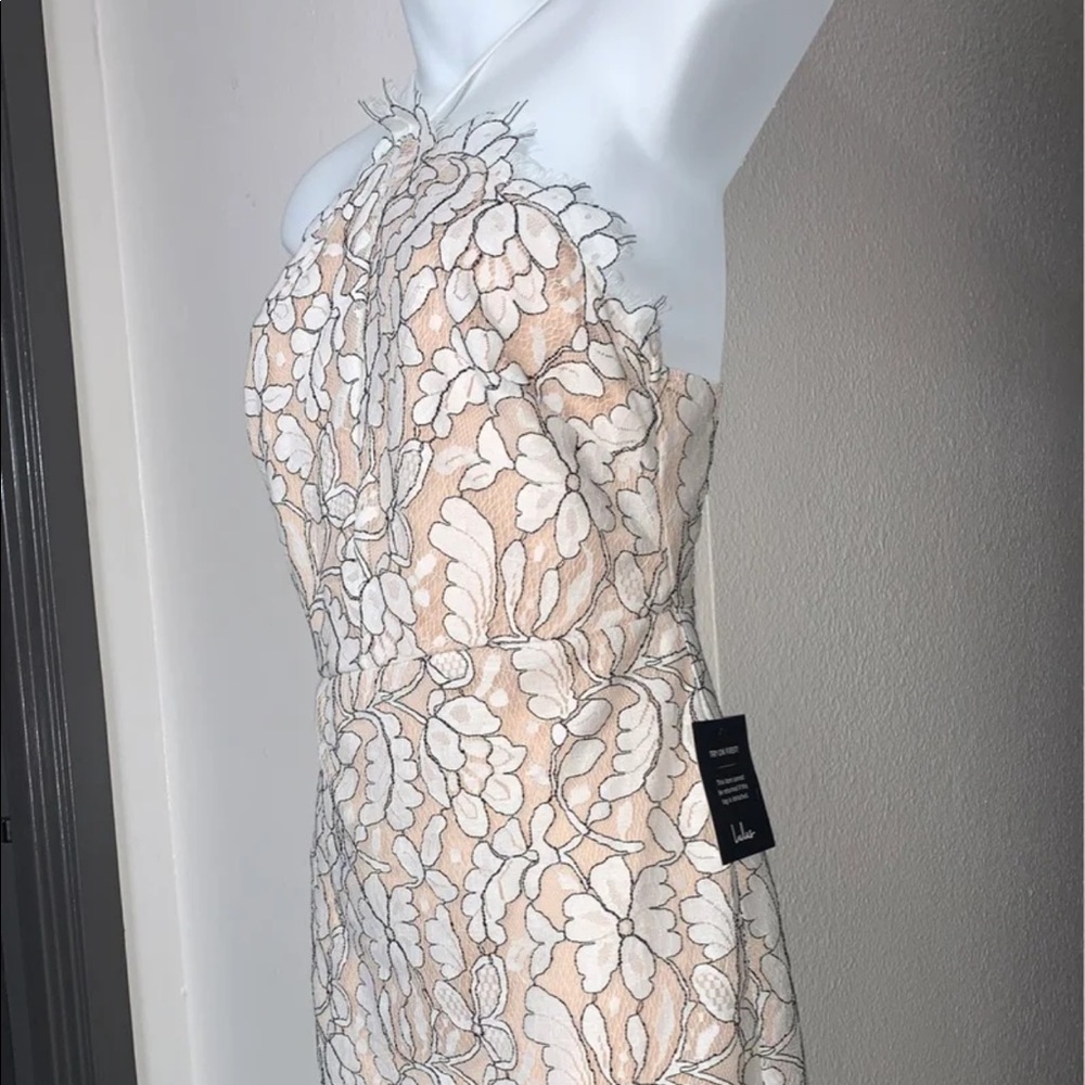 Lulus lace dress
